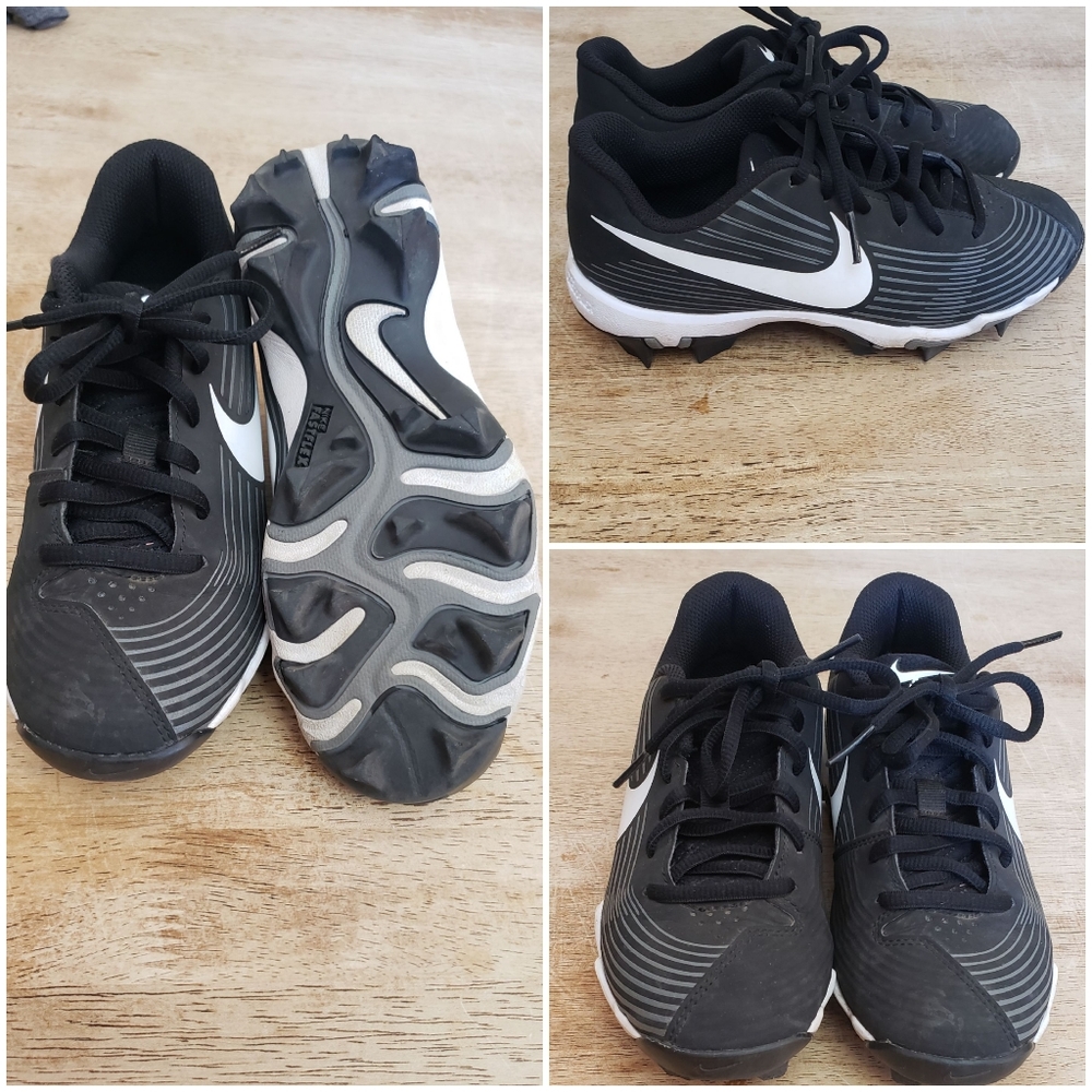Girls softball cleats